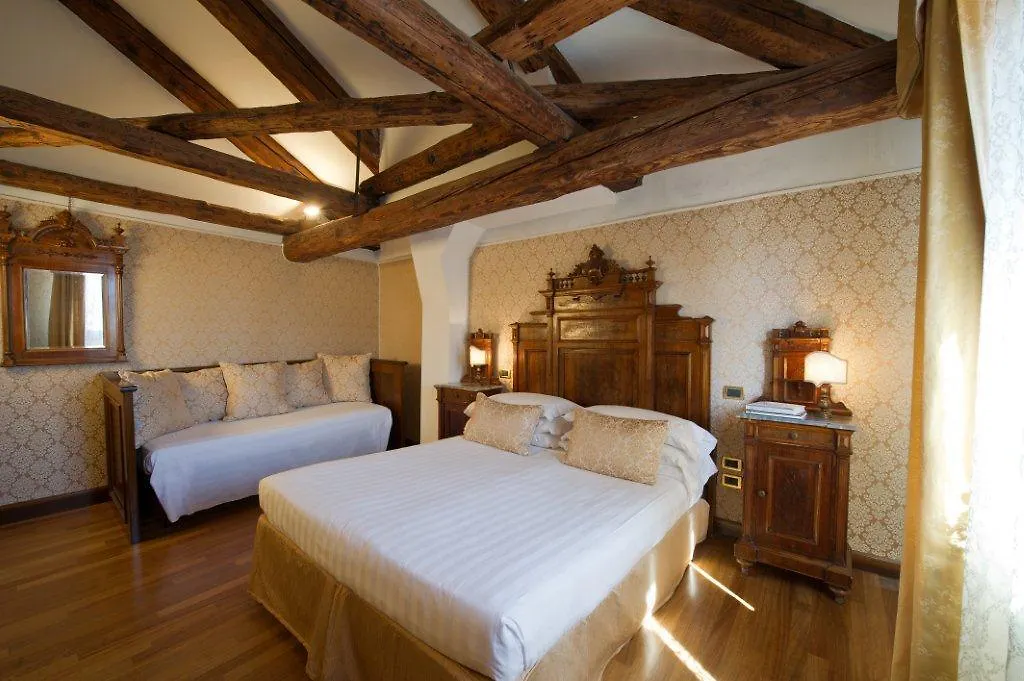 Palazzo Bembo - Exclusive Accommodation Venedig 2*,
