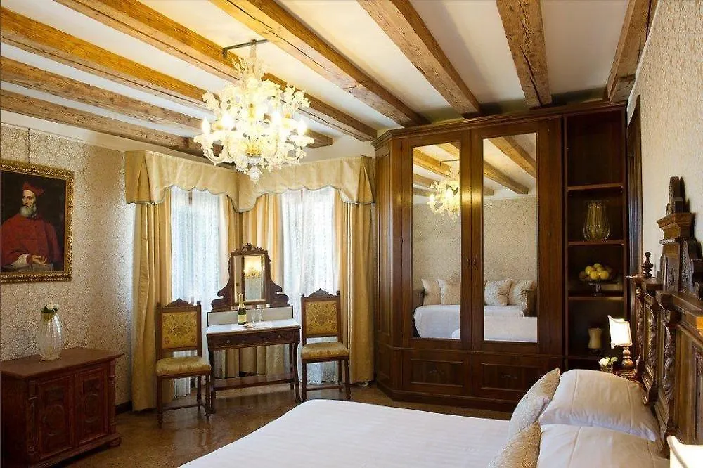 Palazzo Bembo - Exclusive Accommodation Venedig Gasthof